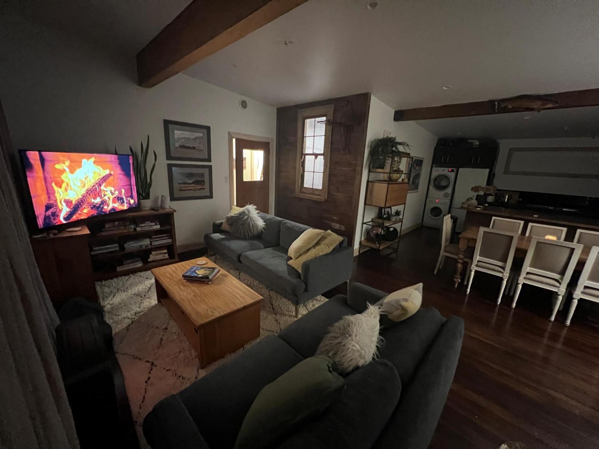 Base Camp Cottage Taupo Exterior photo