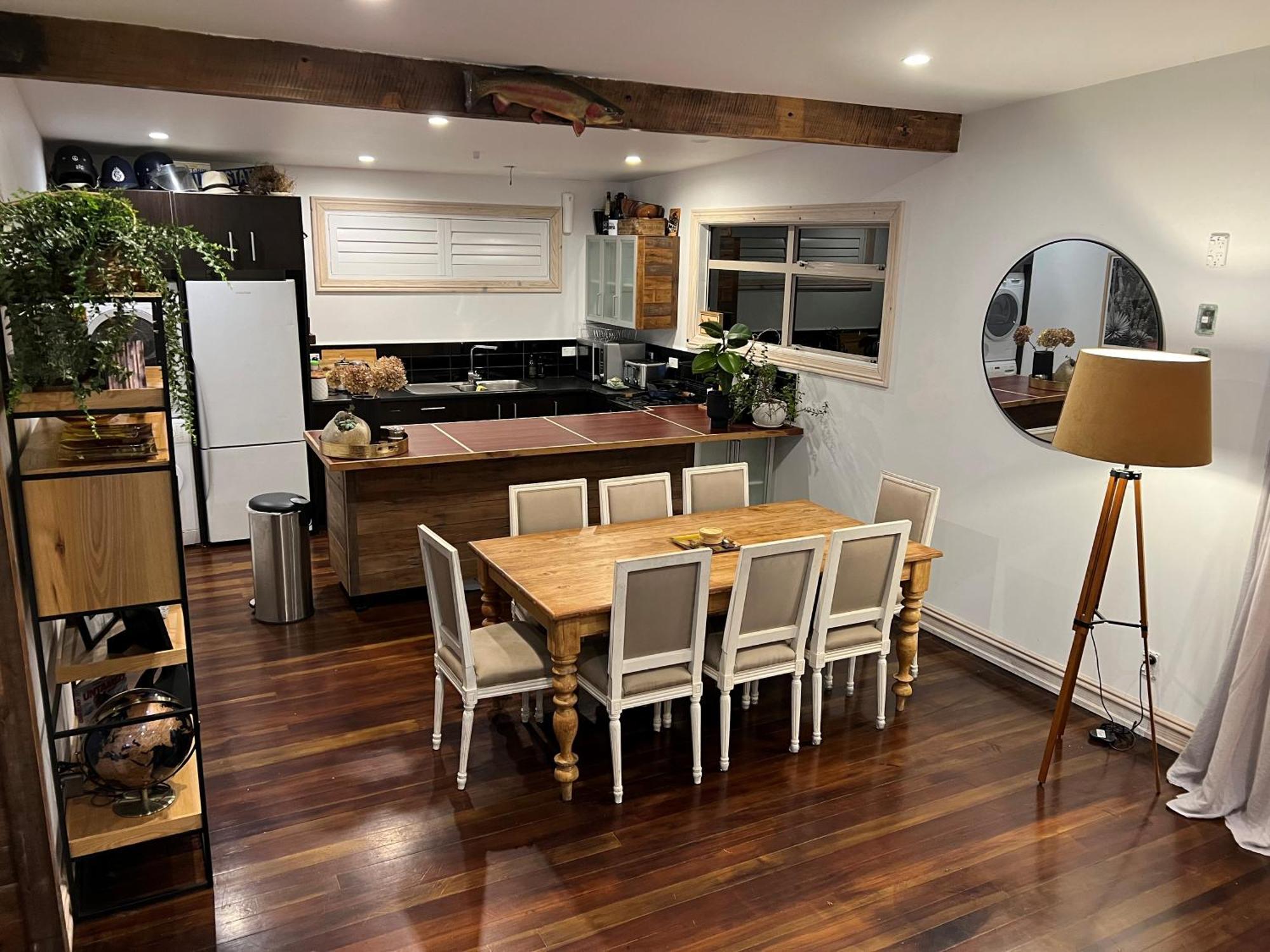Base Camp Cottage Taupo Exterior photo